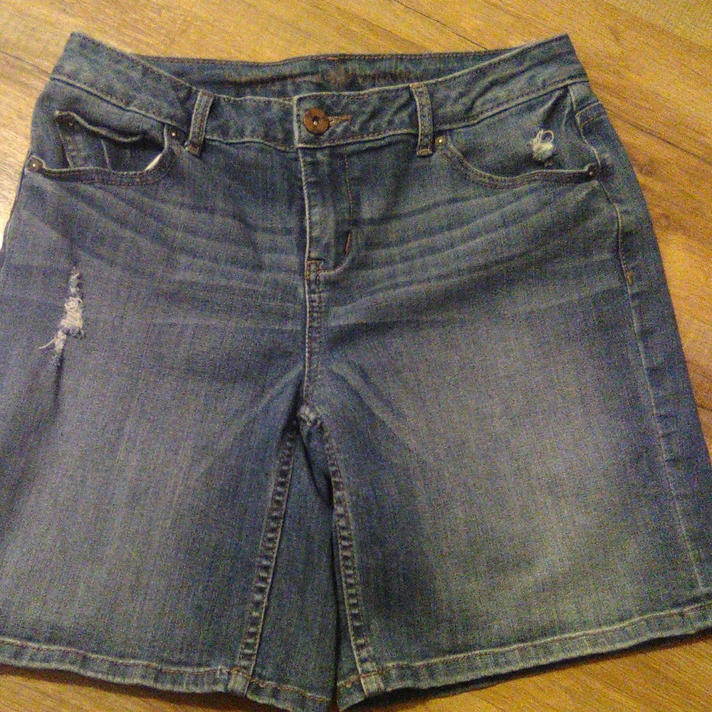 Simply Vera Wang Denim Jean Shorts Sz 2